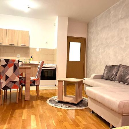 Naki Apartmani Podgorica Eksteriør billede