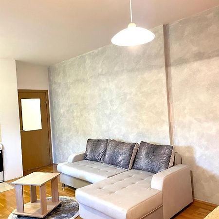 Naki Apartmani Podgorica Eksteriør billede