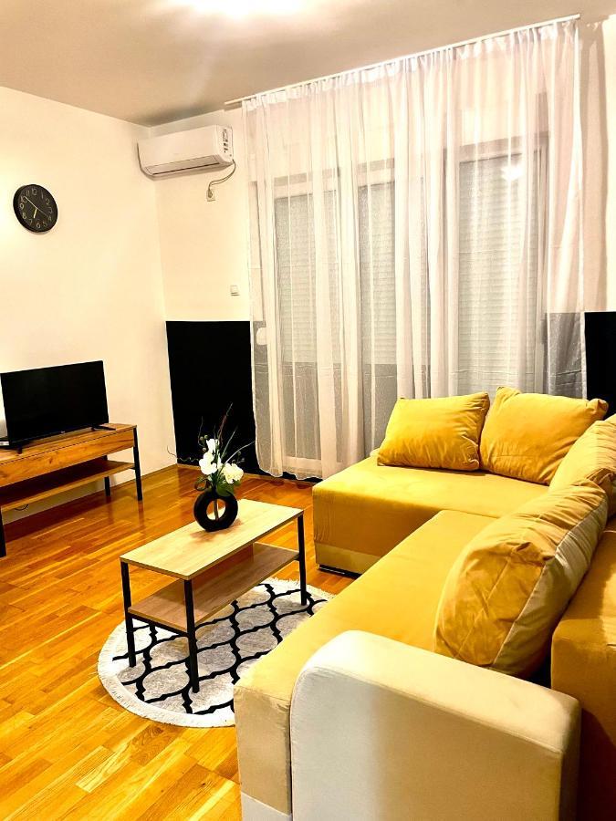 Naki Apartmani Podgorica Eksteriør billede